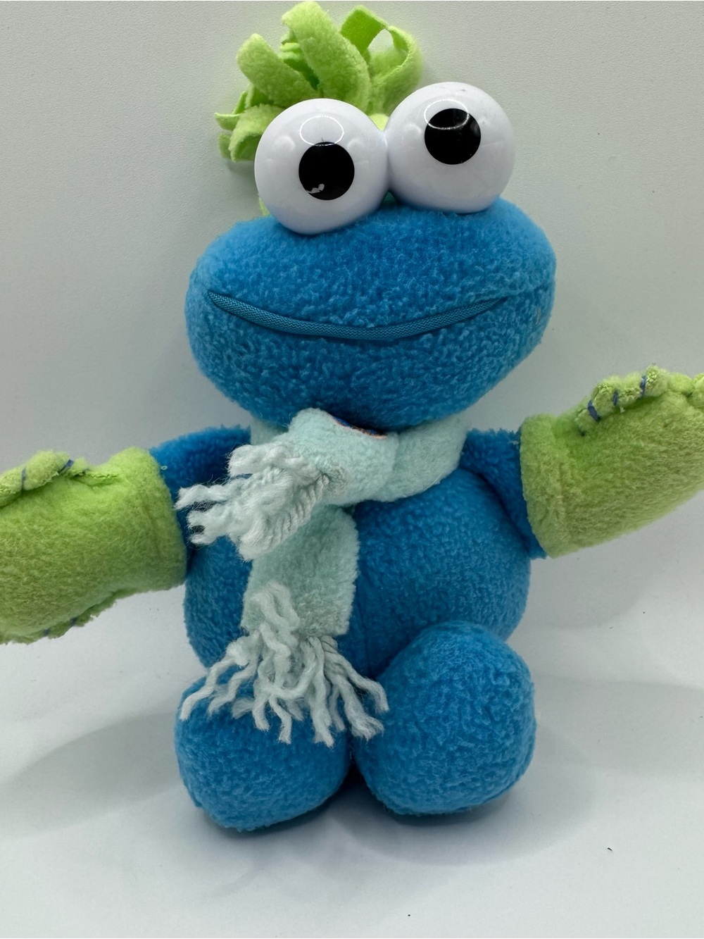 Vintage Sesame Street Cookie Monster Winter Plush 2002
